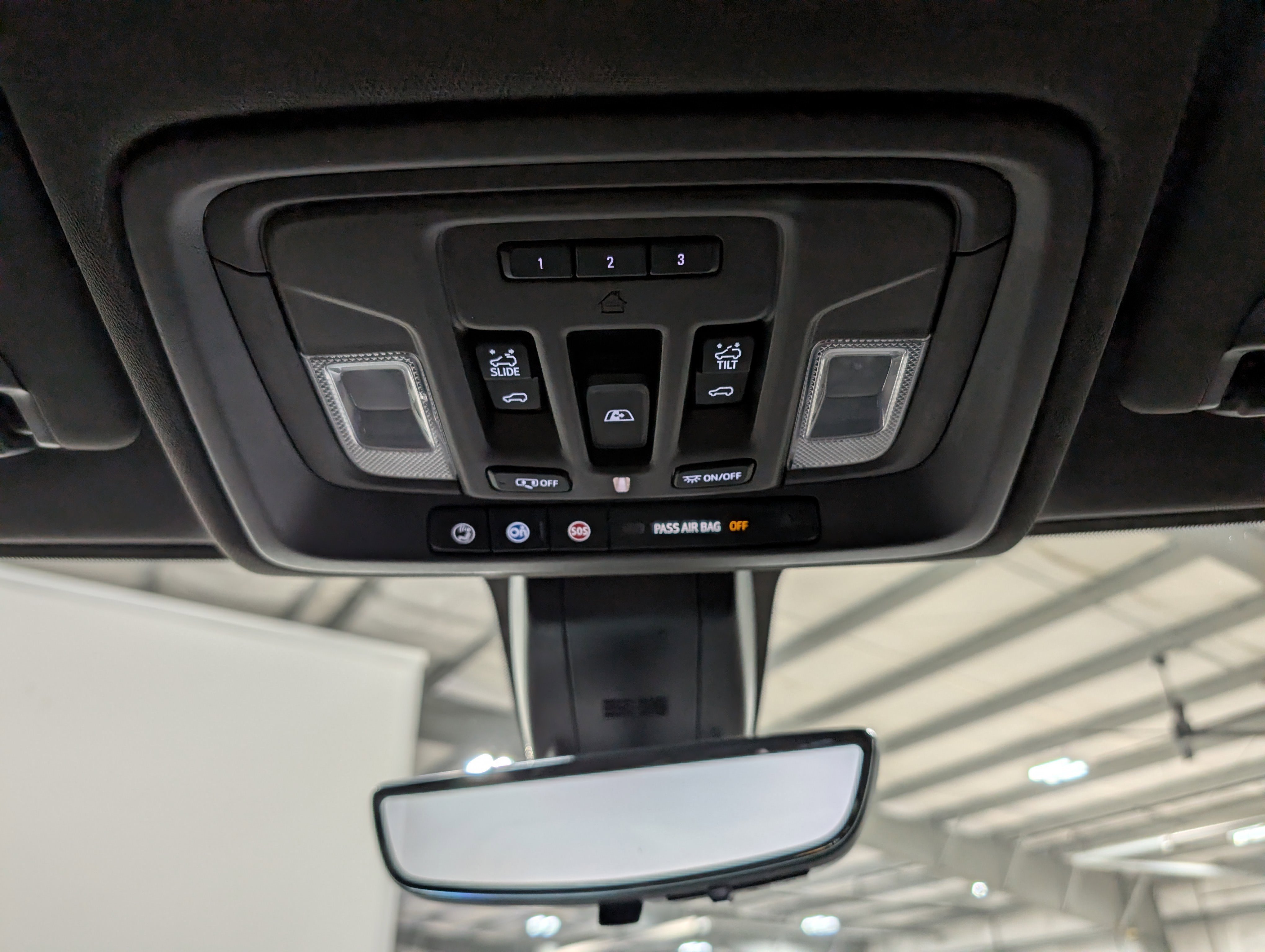 Used 2020 GMC Sierra 2500 Denali w/ Denali Ultimate Package AWD/4WD image 27