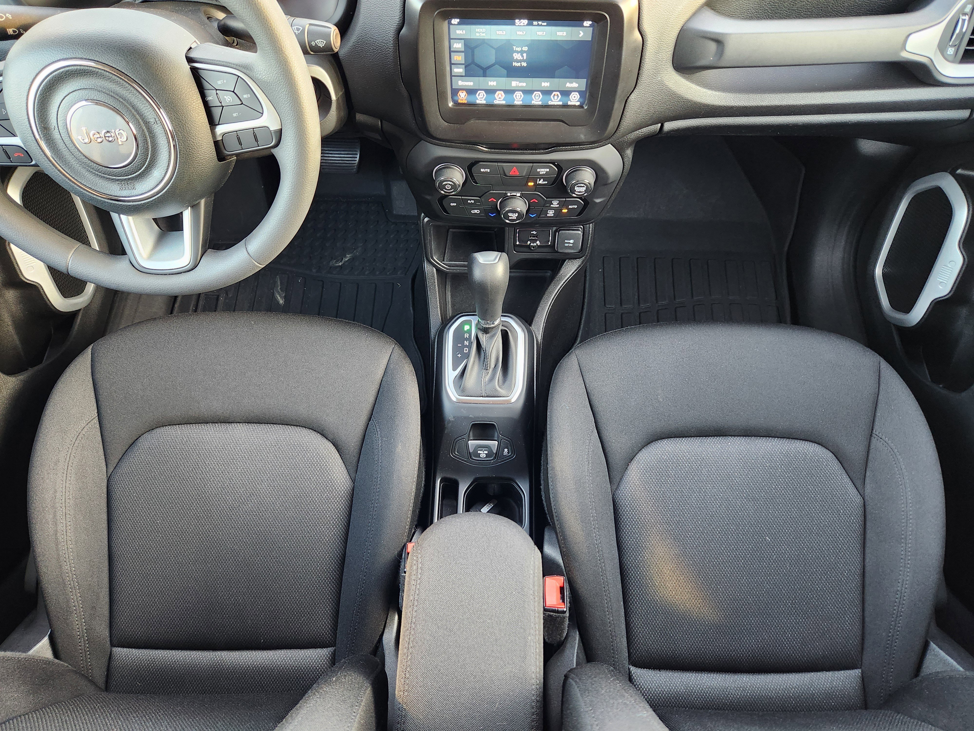 Used 2021 Jeep Renegade Sport w/ Sport Appearance Group FWD image 17