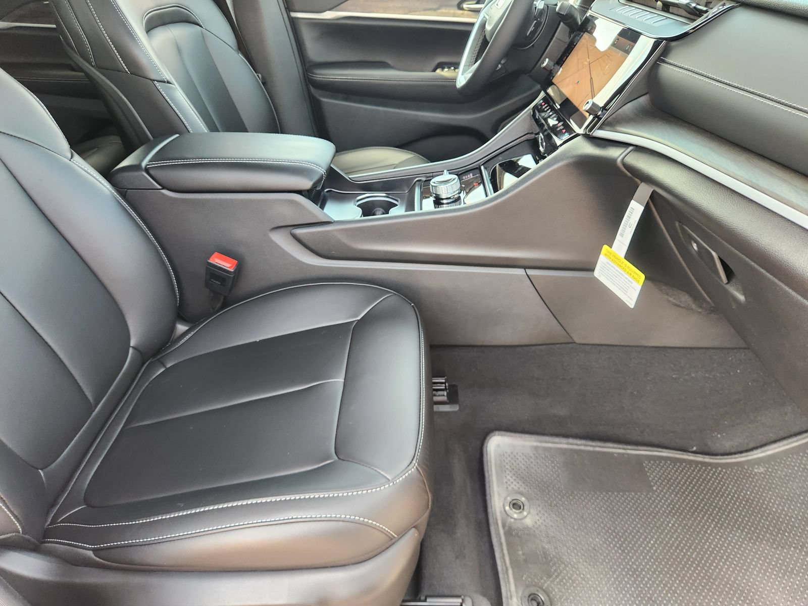 New 2026 Jeep Grand Cherokee Limited AWD/4WD image 13