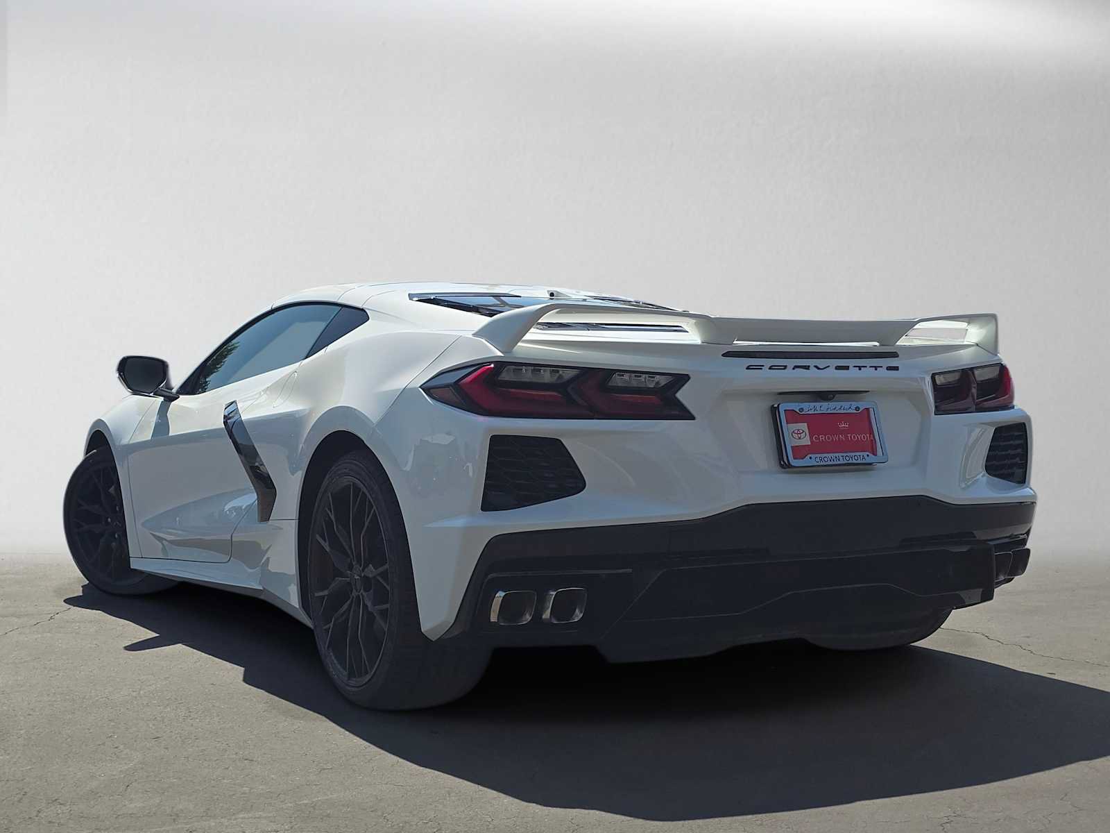 Used 2024 Chevrolet Corvette Stingray Preferred Cpe w/ Z51 Performance Package RWD image 5
