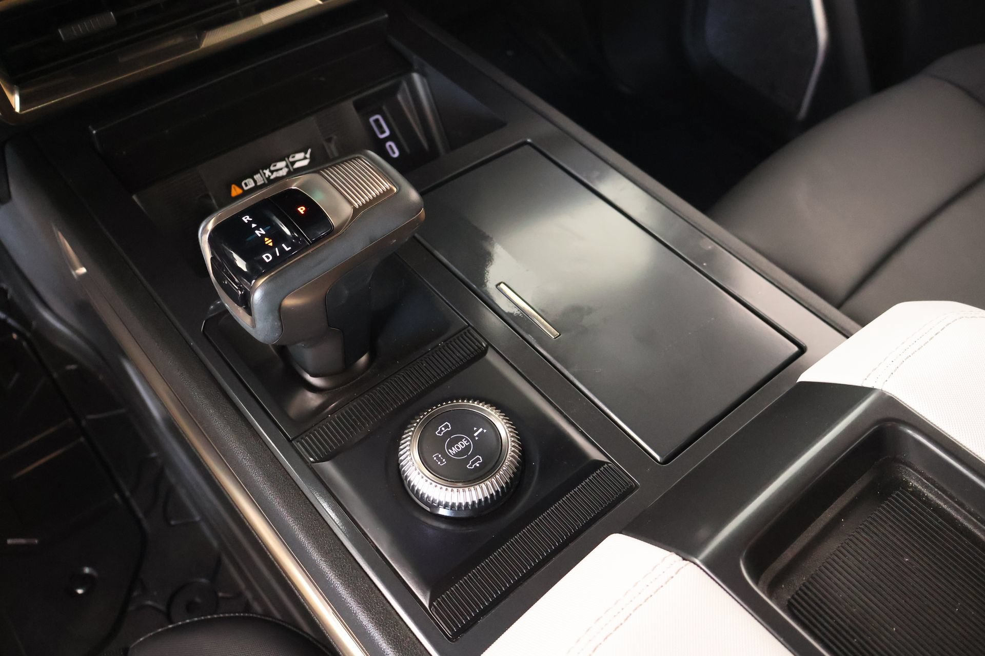 Used 2025 GMC Hummer EV 3X AWD/4WD image 8