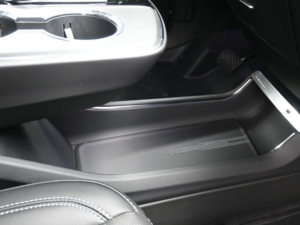 New 2026 Cadillac Lyriq Luxury image 31