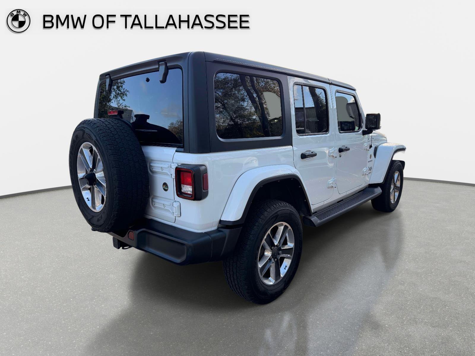 Used 2021 Jeep Wrangler Unlimited Sahara image 6