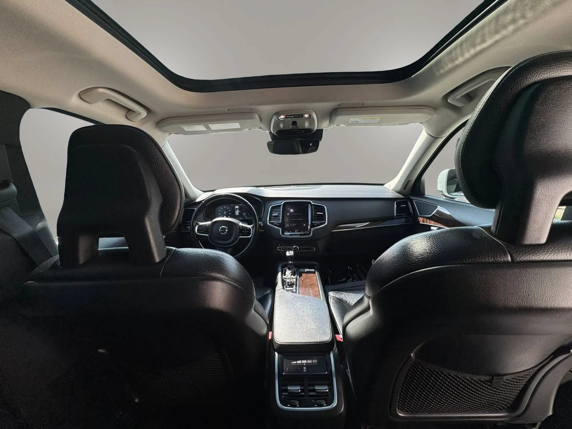 Used 2017 Volvo XC90 T6 Momentum w/ Vision Package AWD/4WD image 15