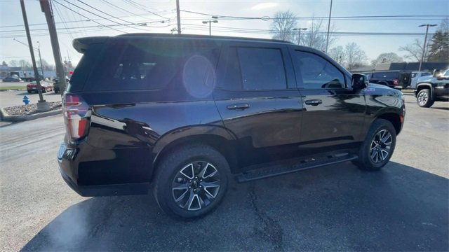 Used 2023 Chevrolet Tahoe Z71 w/ Luxury Package image 2