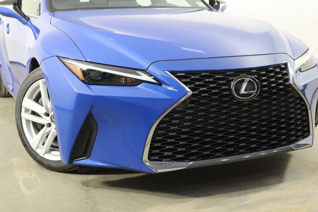 Used 2024 Lexus IS 300 w/ Comfort Package RWD image 41