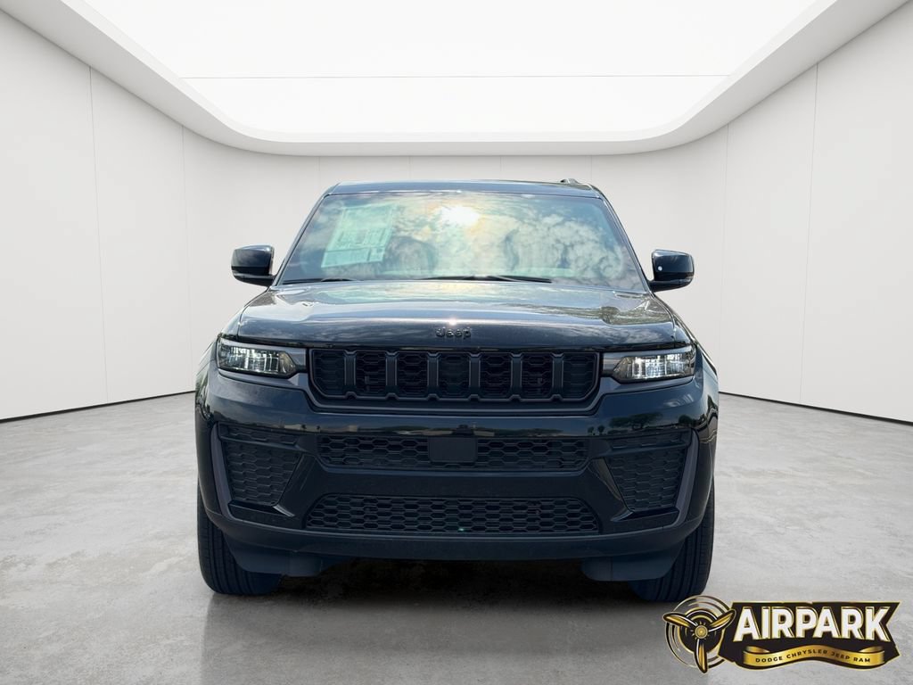 New 2026 Jeep Grand Cherokee Altitude AWD/4WD image 5