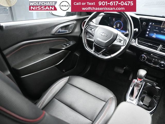 Used 2024 Chevrolet Trax RS w/ Sunroof Package image 10