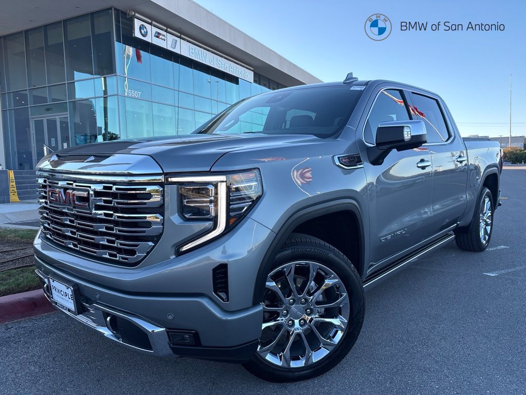 Used 2023 GMC Sierra 1500 Denali w/ Technology Package AWD/4WD image 1