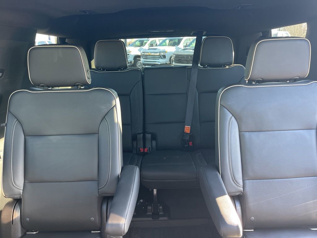 Used 2021 GMC Yukon SLT w/ SLT Luxury Plus Package image 17