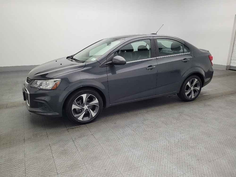 Used 2020 Chevrolet Sonic Premier image 2