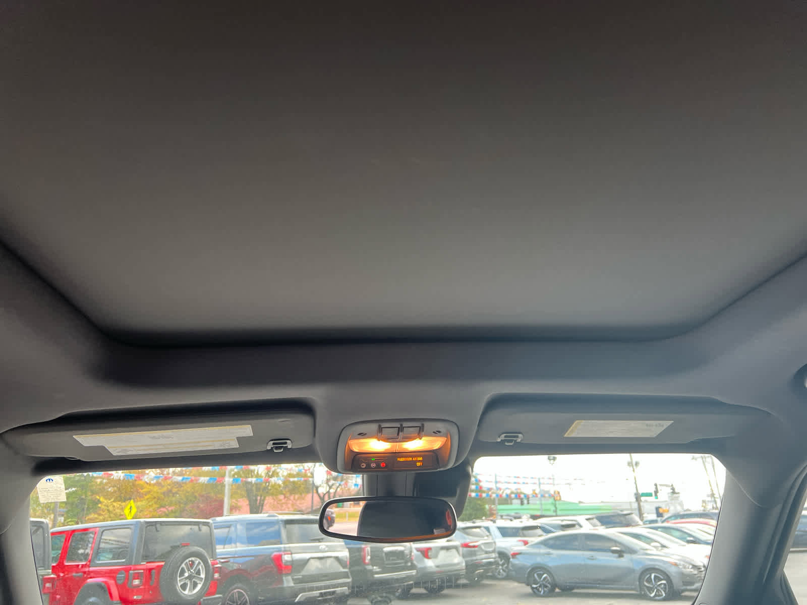 Used 2023 Chevrolet TrailBlazer RS w/ Sun and Liftgate Package image 14