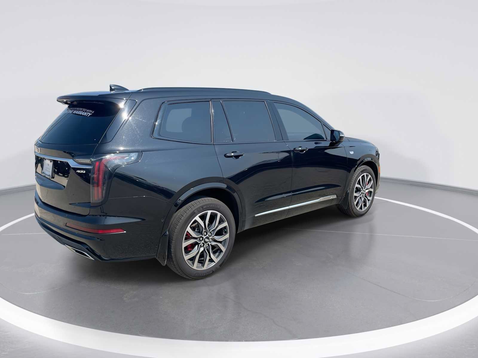 Certified 2023 Cadillac XT6 Sport w/ Technology Package AWD/4WD image 9