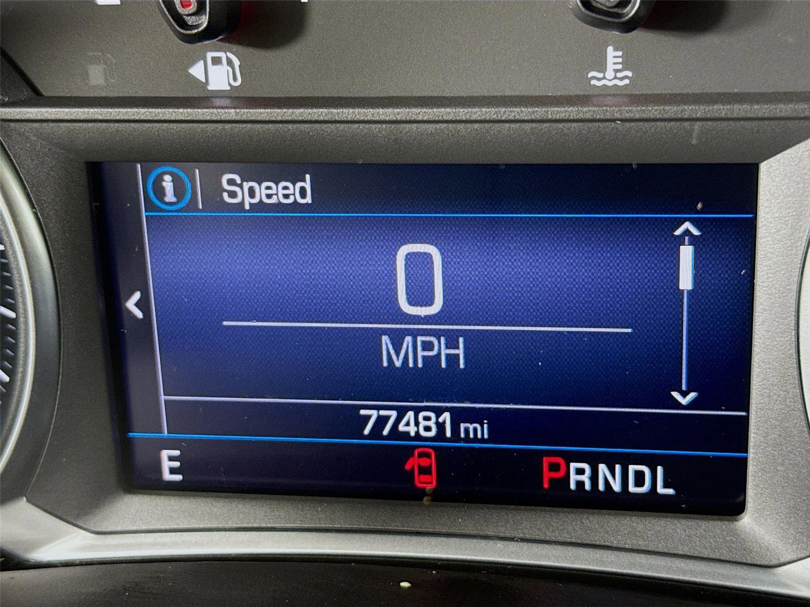 Used 2022 Chevrolet Equinox LT image 2