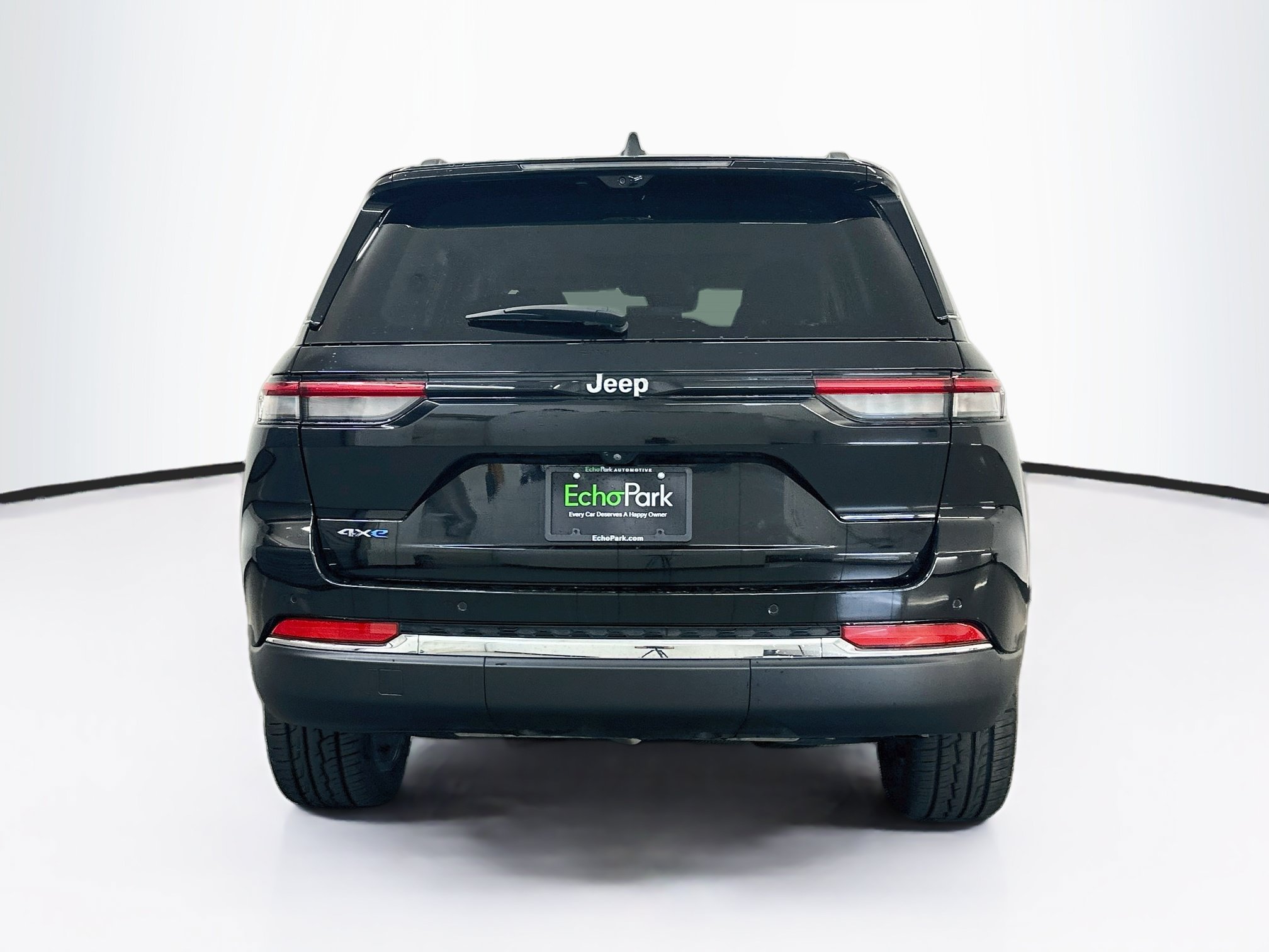 Used 2022 Jeep Grand Cherokee Limited 4xe w/ Luxury Tech Group II AWD/4WD image 7