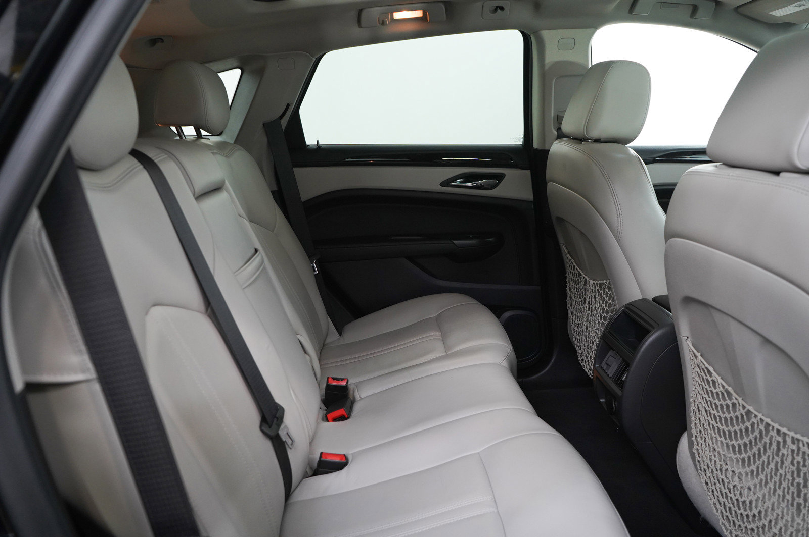 Used 2016 Cadillac SRX Luxury w/ Driver Awareness Package AWD/4WD image 12