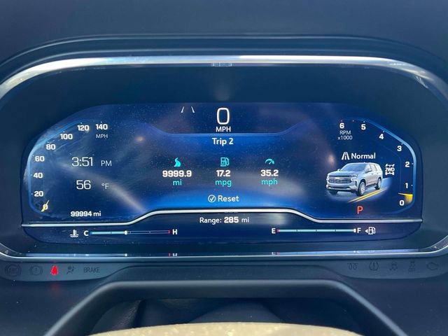 Used 2022 Chevrolet Tahoe RST w/ Luxury Package AWD/4WD image 31