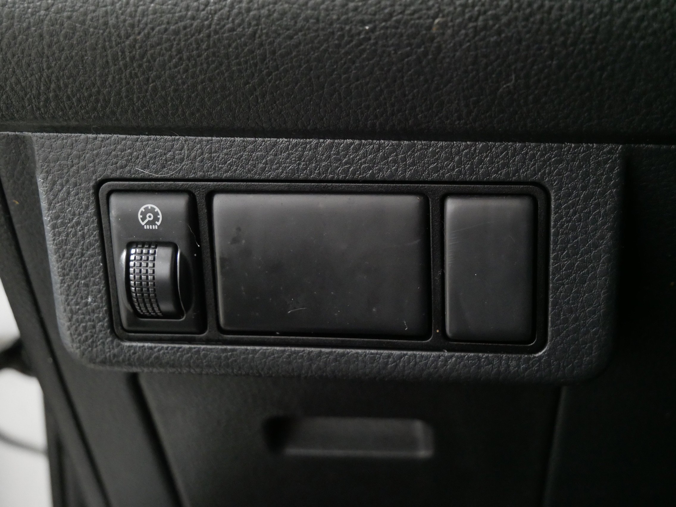 Used 2009 Nissan Versa 1.8 S w/ ABS Pkg image 26