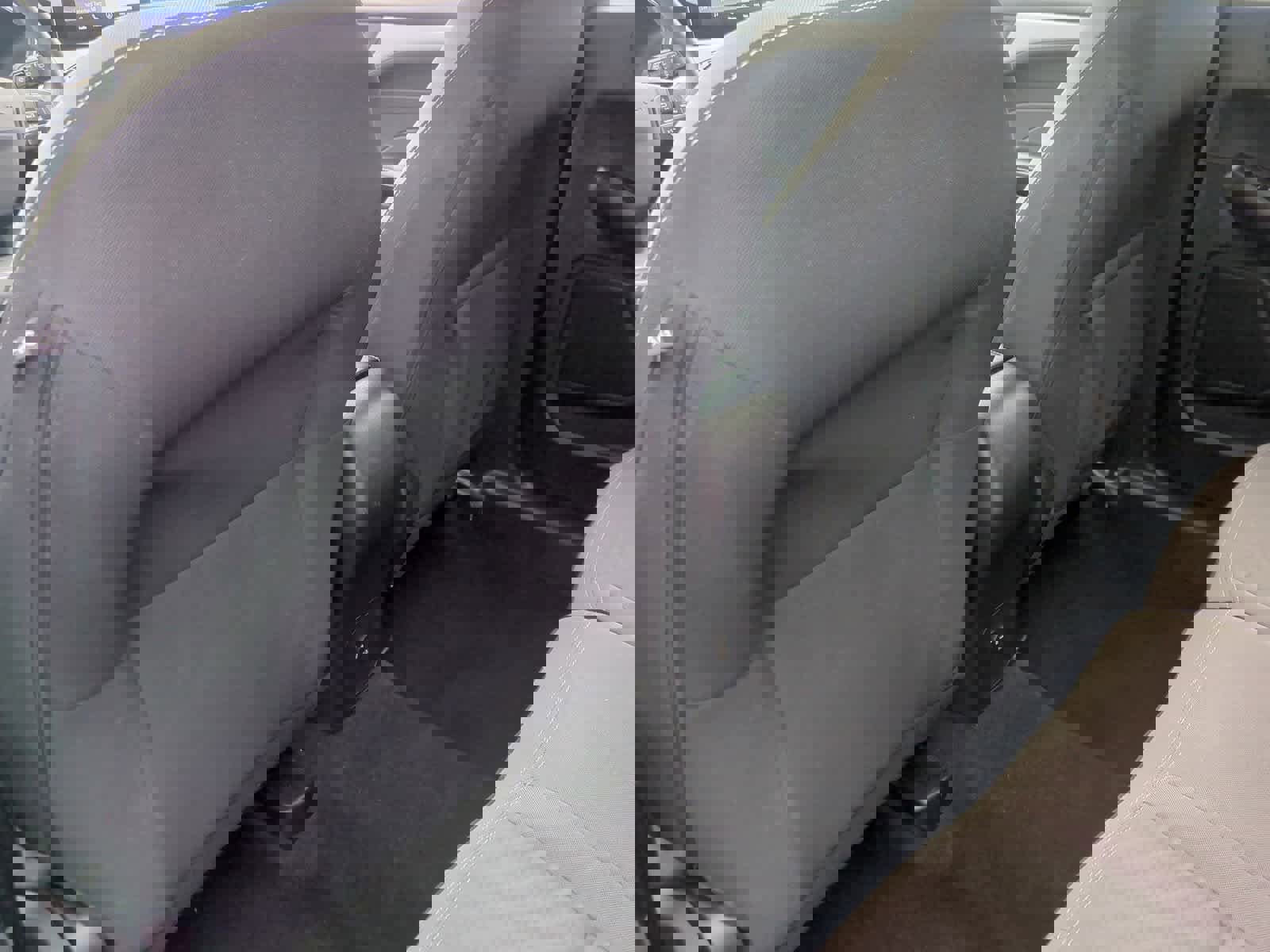 Used 2022 Ford Escape SE image 18