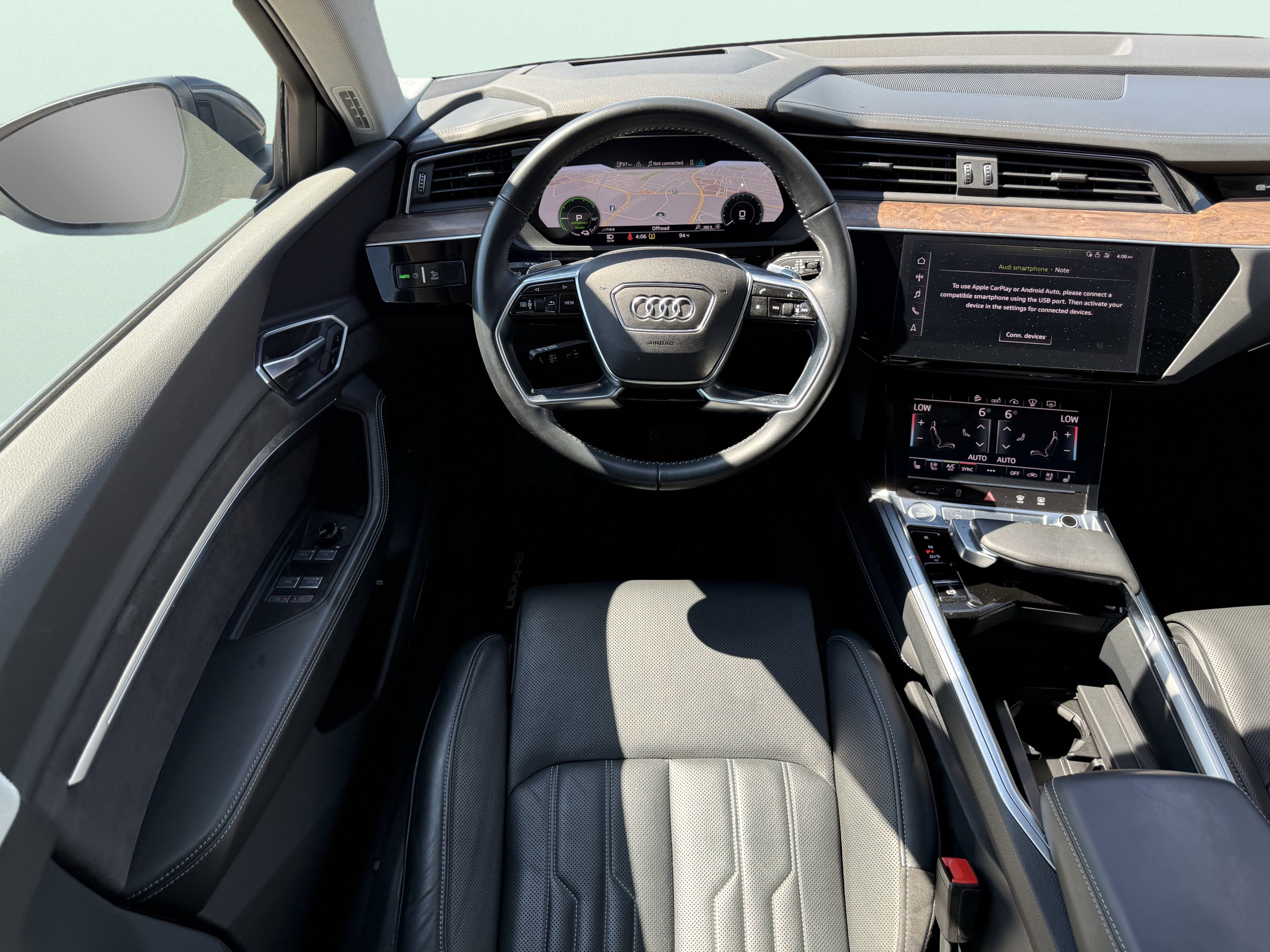 Used 2019 Audi e-tron Prestige w/ Prestige Package image 62