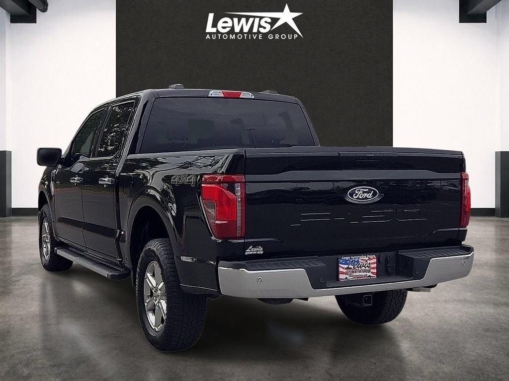 Used 2025 Ford F150 XLT w/ Equipment Group 301A Standard AWD/4WD image 3