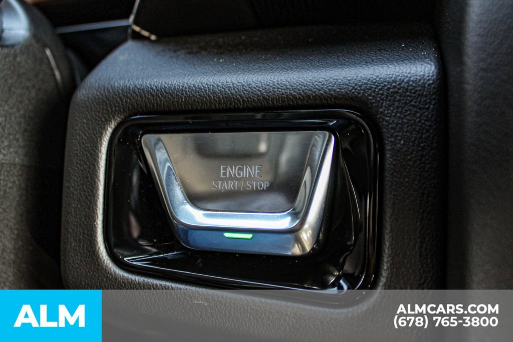 Used 2026 GMC Yukon XL Elevation image 30