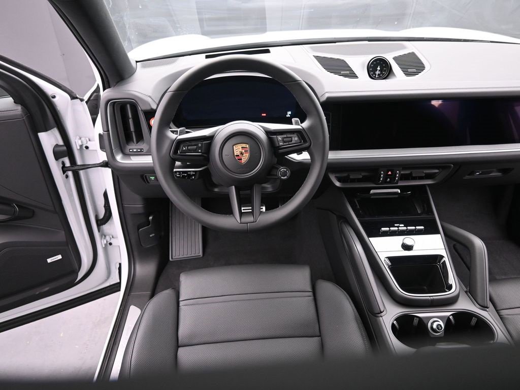 New 2025 Porsche Cayenne S image 5