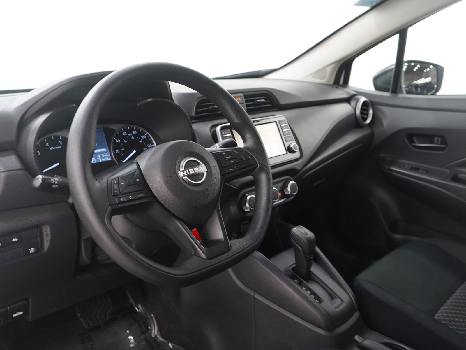 Used 2024 Nissan Versa S w/ Trunk Package image 22