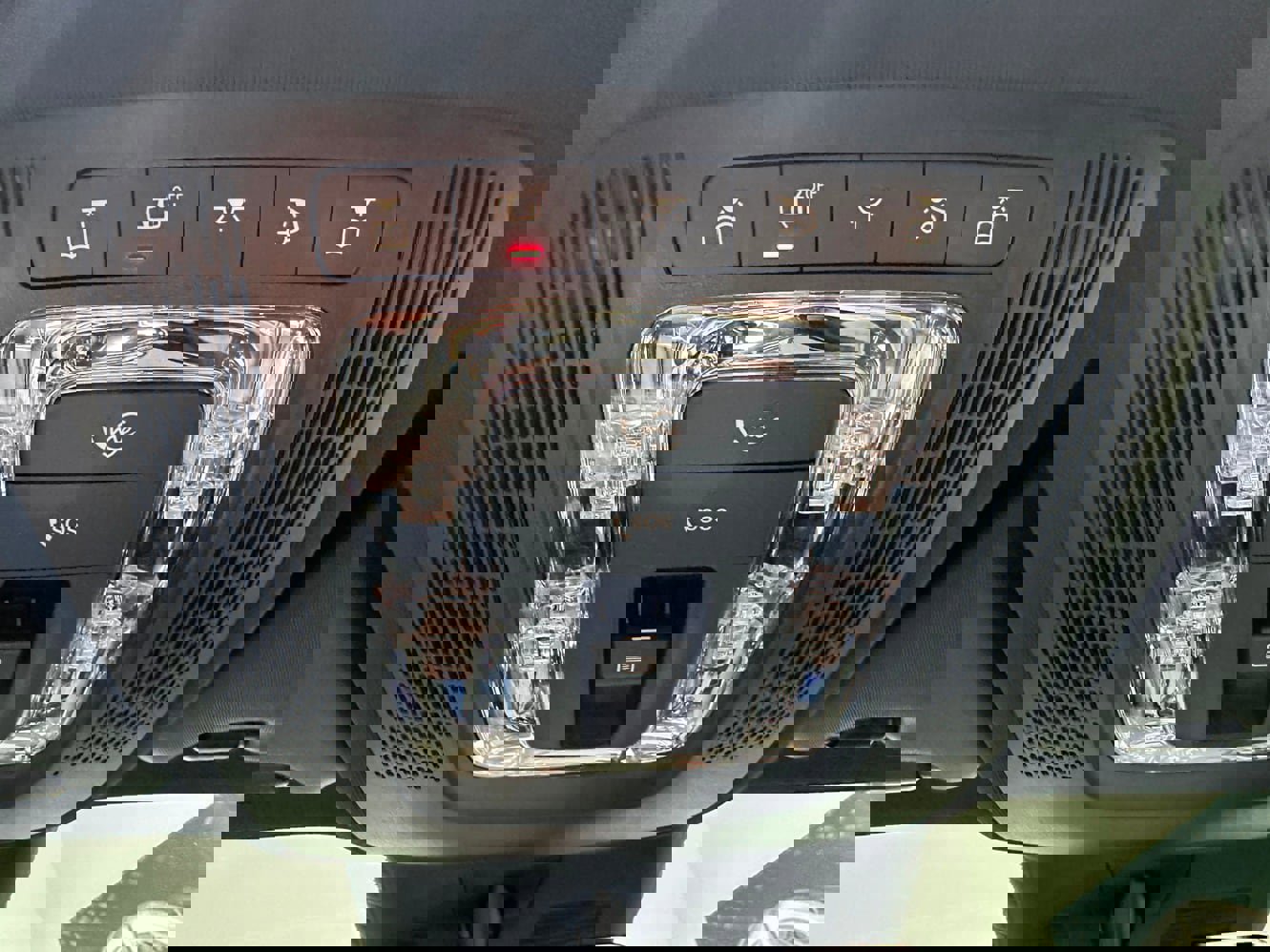 Used 2025 Mercedes-Benz GLA 250 4MATIC image 21