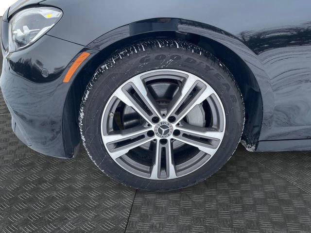 Used 2023 Mercedes-Benz E 350 4MATIC Sedan image 14