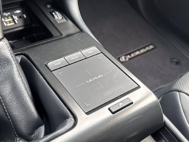 Used 2022 Lexus GX 460 Premium w/ Premium Package AWD/4WD image 29