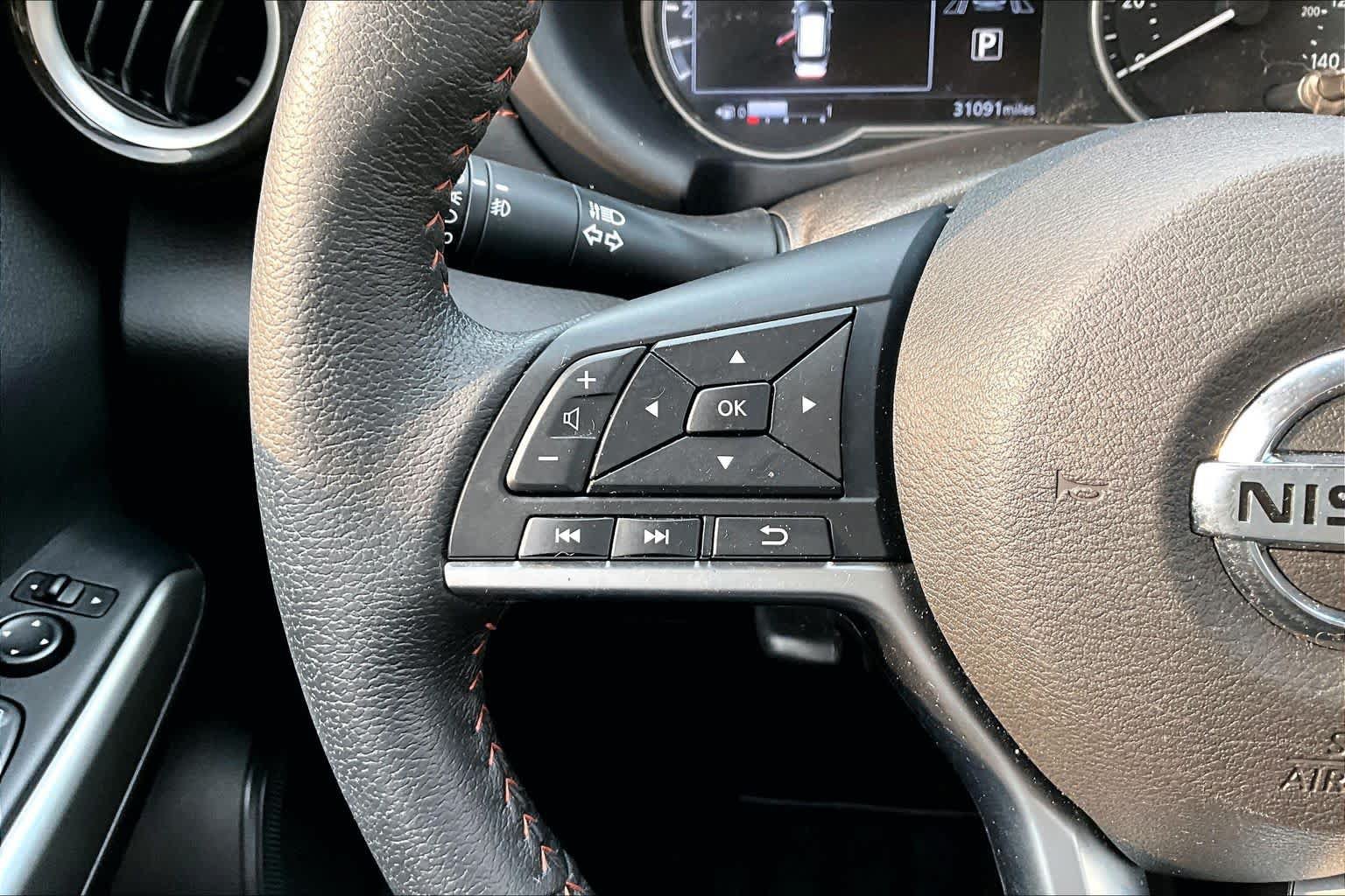 Certified 2020 Nissan Kicks SR FWD image 22