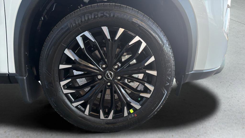 New 2026 Nissan Rogue Dark Armor AWD/4WD image 26