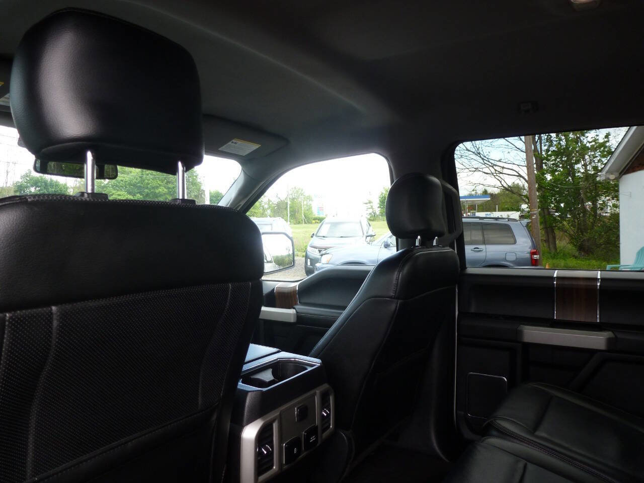 Used 2017 Ford F150 Lariat AWD/4WD image 38