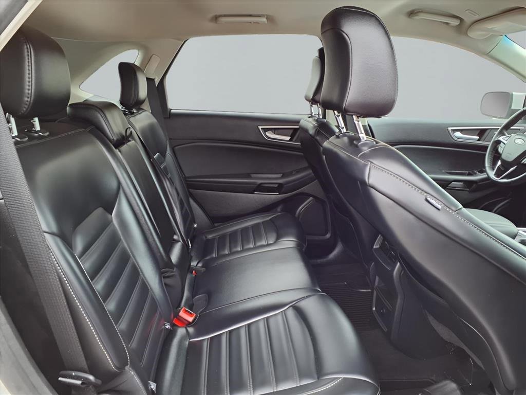 Used 2024 Ford Edge SEL image 14