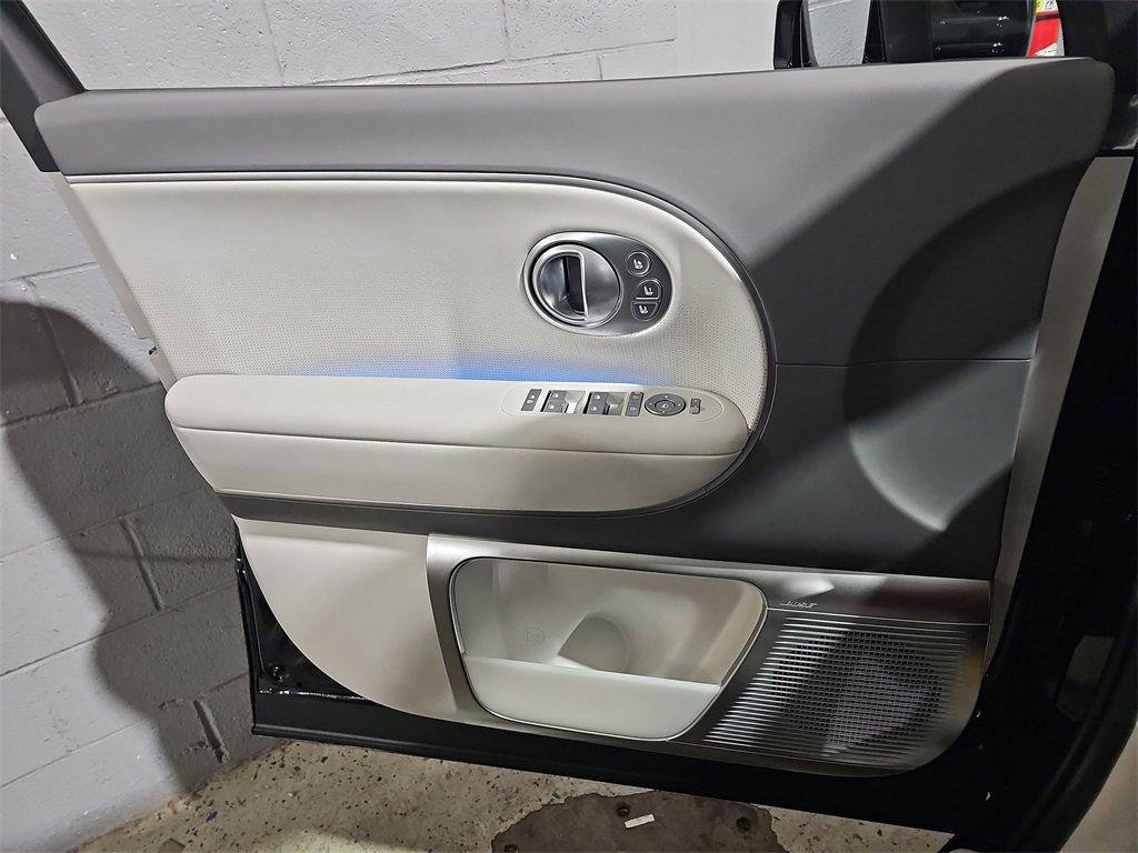 New 2026 Hyundai Ioniq 9 Calligraphy image 28