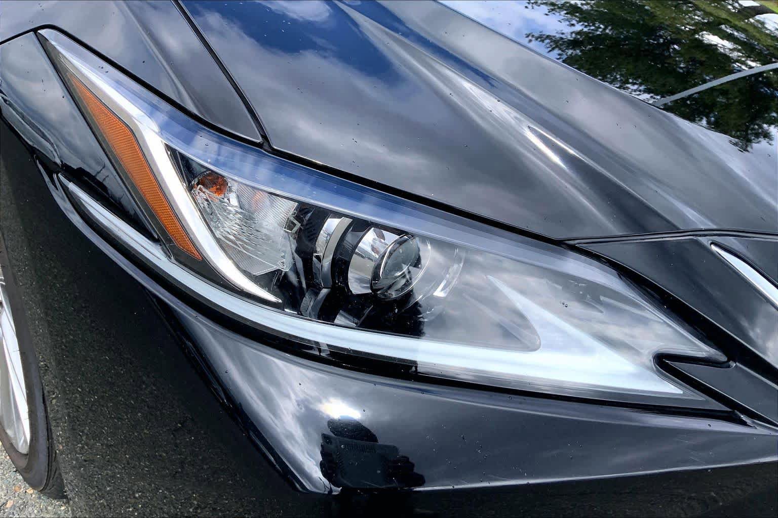Used 2020 Lexus ES 350 w/ Accessory Package 2 FWD image 28
