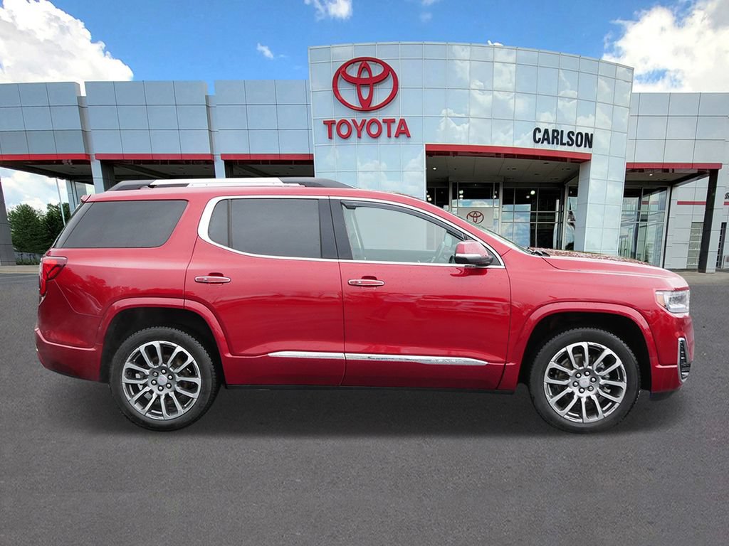 Used 2022 GMC Acadia Denali w/ Denali Ultimate Package AWD/4WD image 4