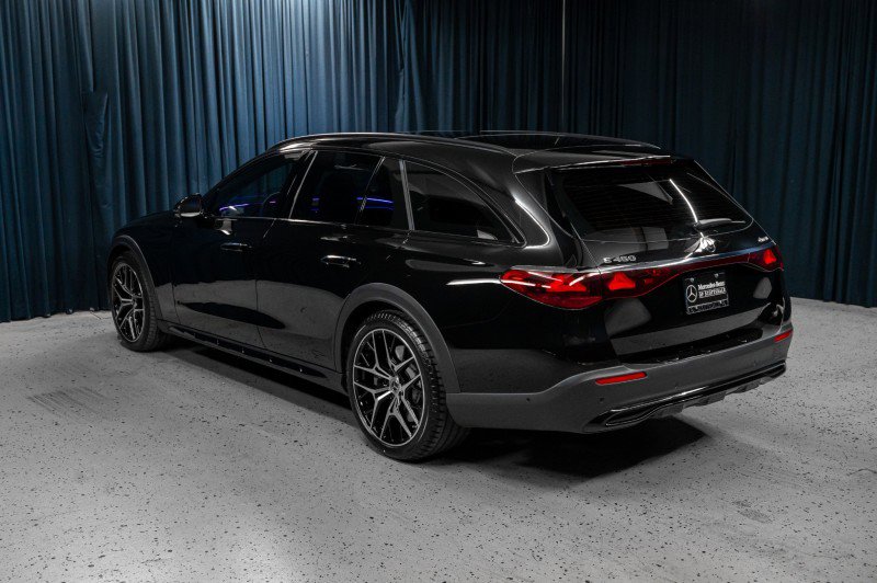 New 2026 Mercedes-Benz E 450 4MATIC All-Terrain Wagon image 9