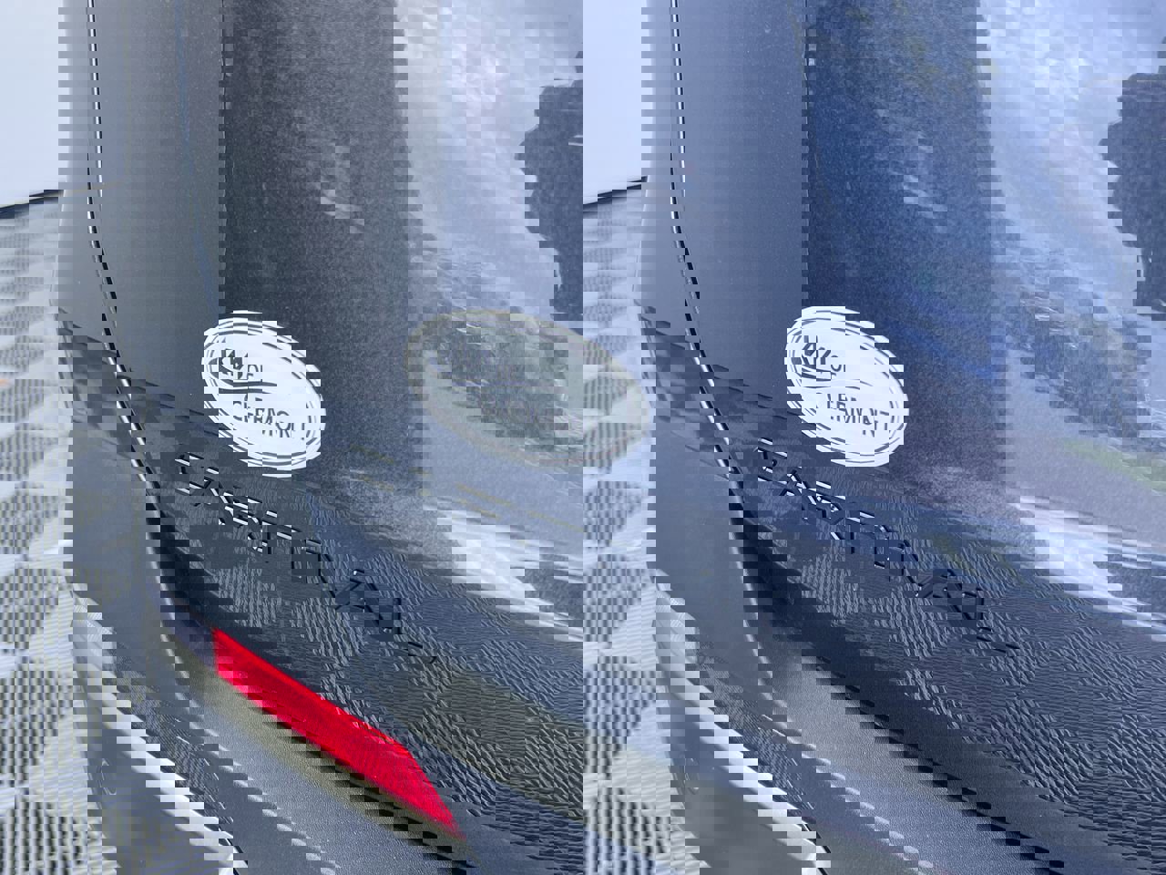 Certified 2025 Kia Carnival SX Prestige FWD image 5