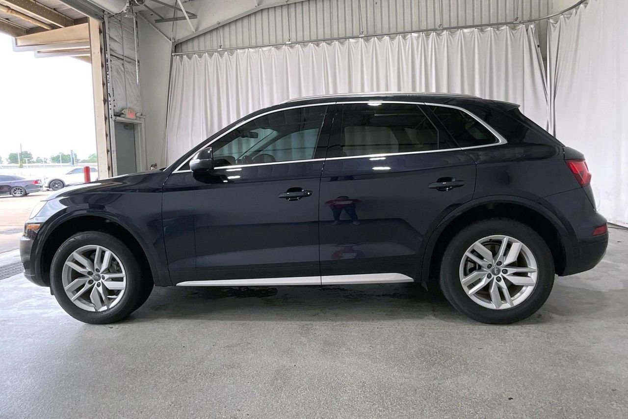 Used 2020 Audi Q5 2.0T Premium w/ Convenience Package AWD/4WD image 26