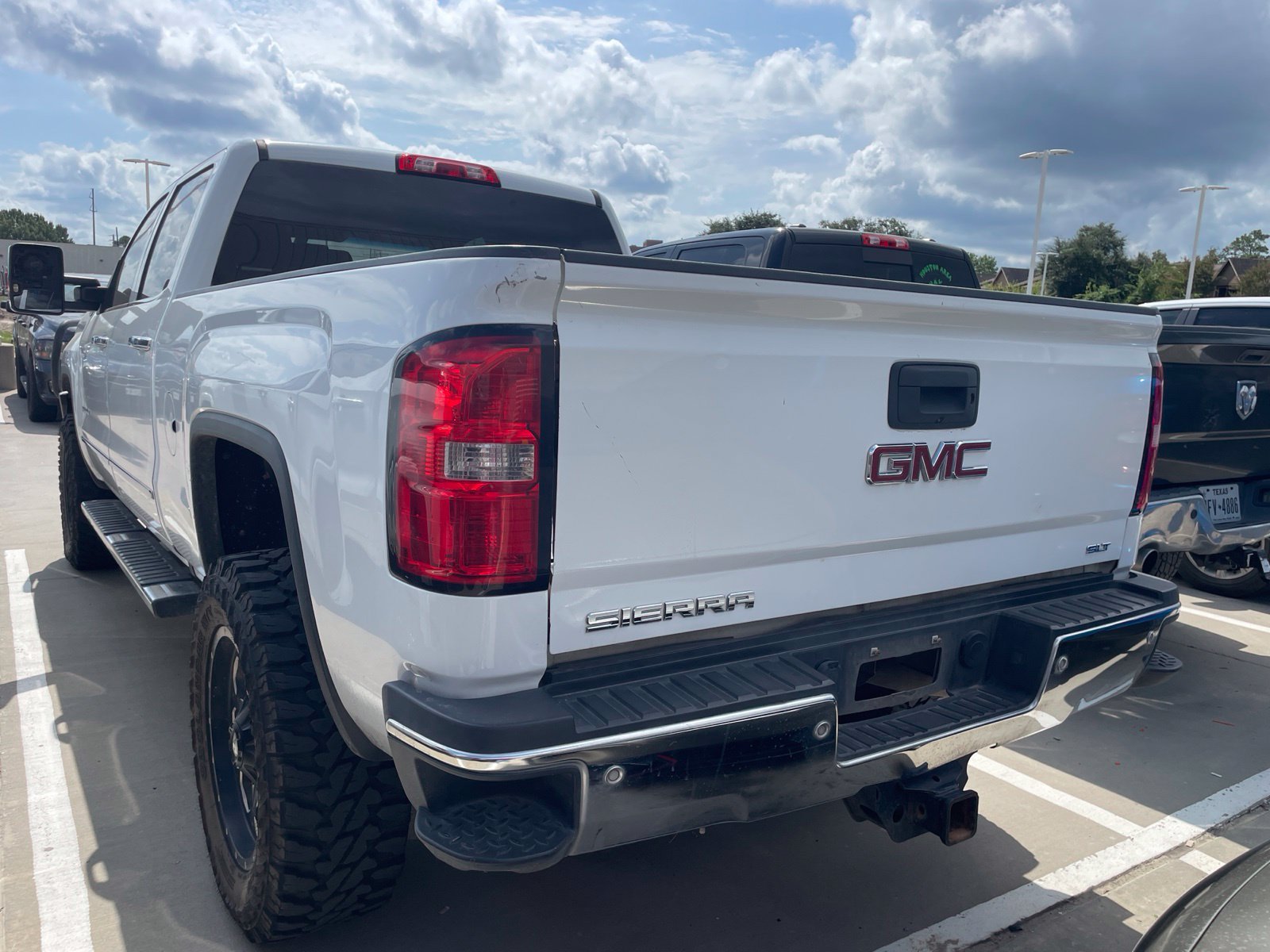 Used 2019 GMC Sierra 3500 SLT w/ Duramax Plus Package AWD/4WD image 6