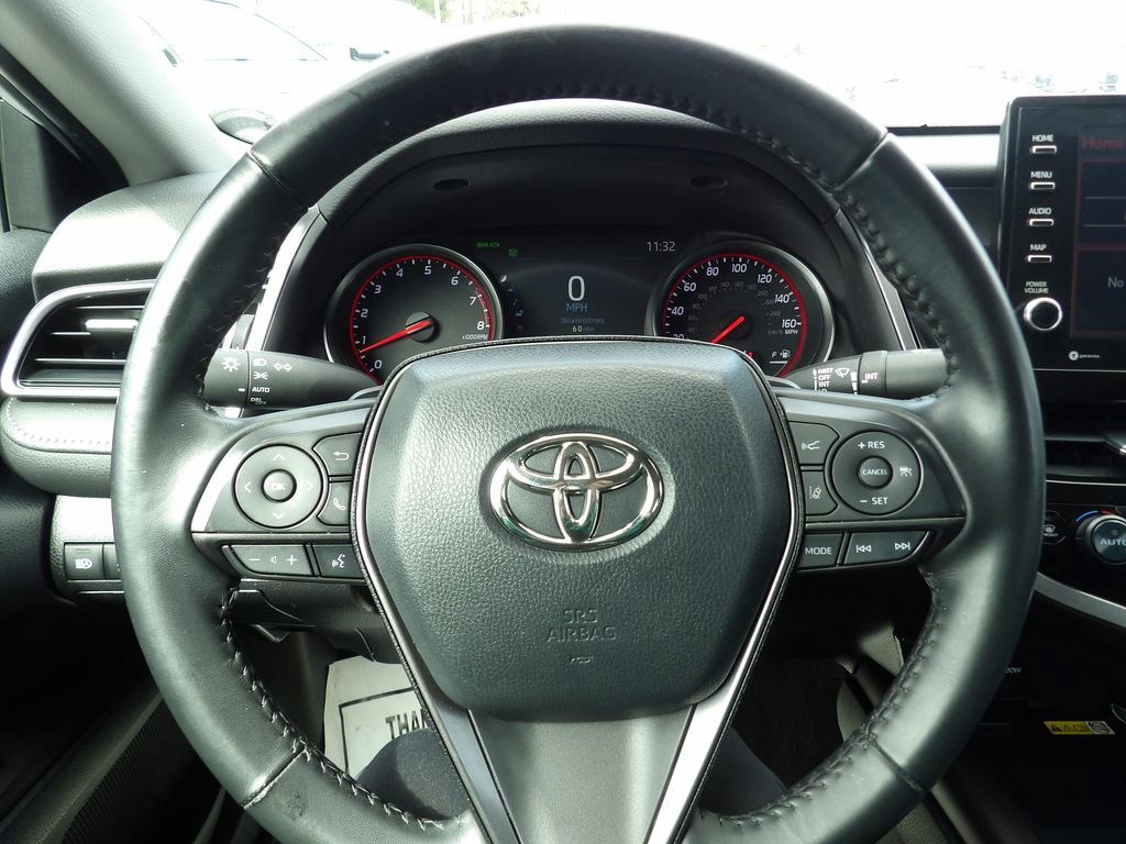 Used 2023 Toyota Camry XSE image 14