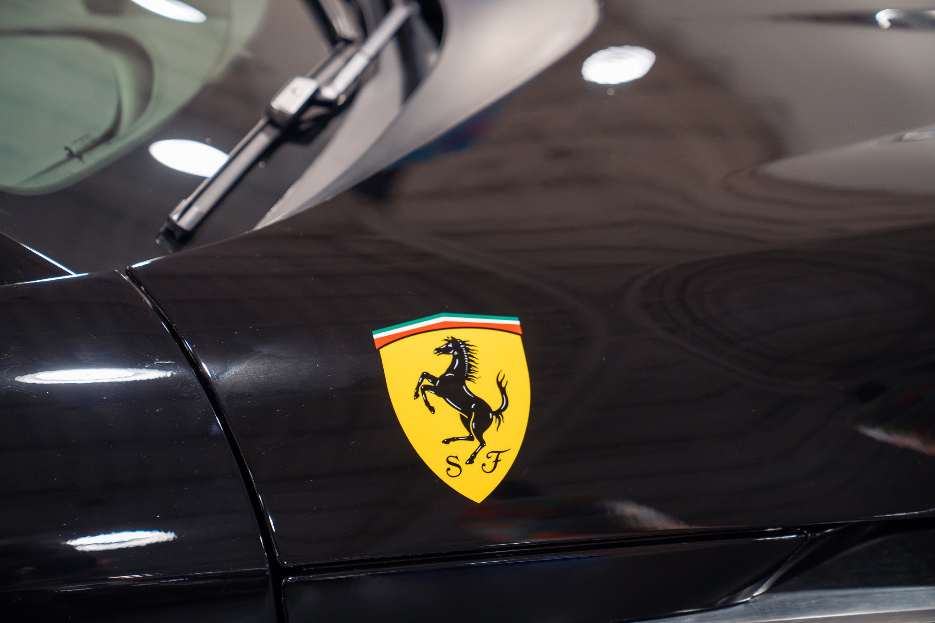Used 2025 Ferrari 12Cilindri RWD image 5
