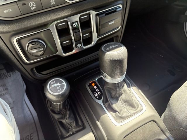 New 2026 Jeep Gladiator Sport AWD/4WD image 22