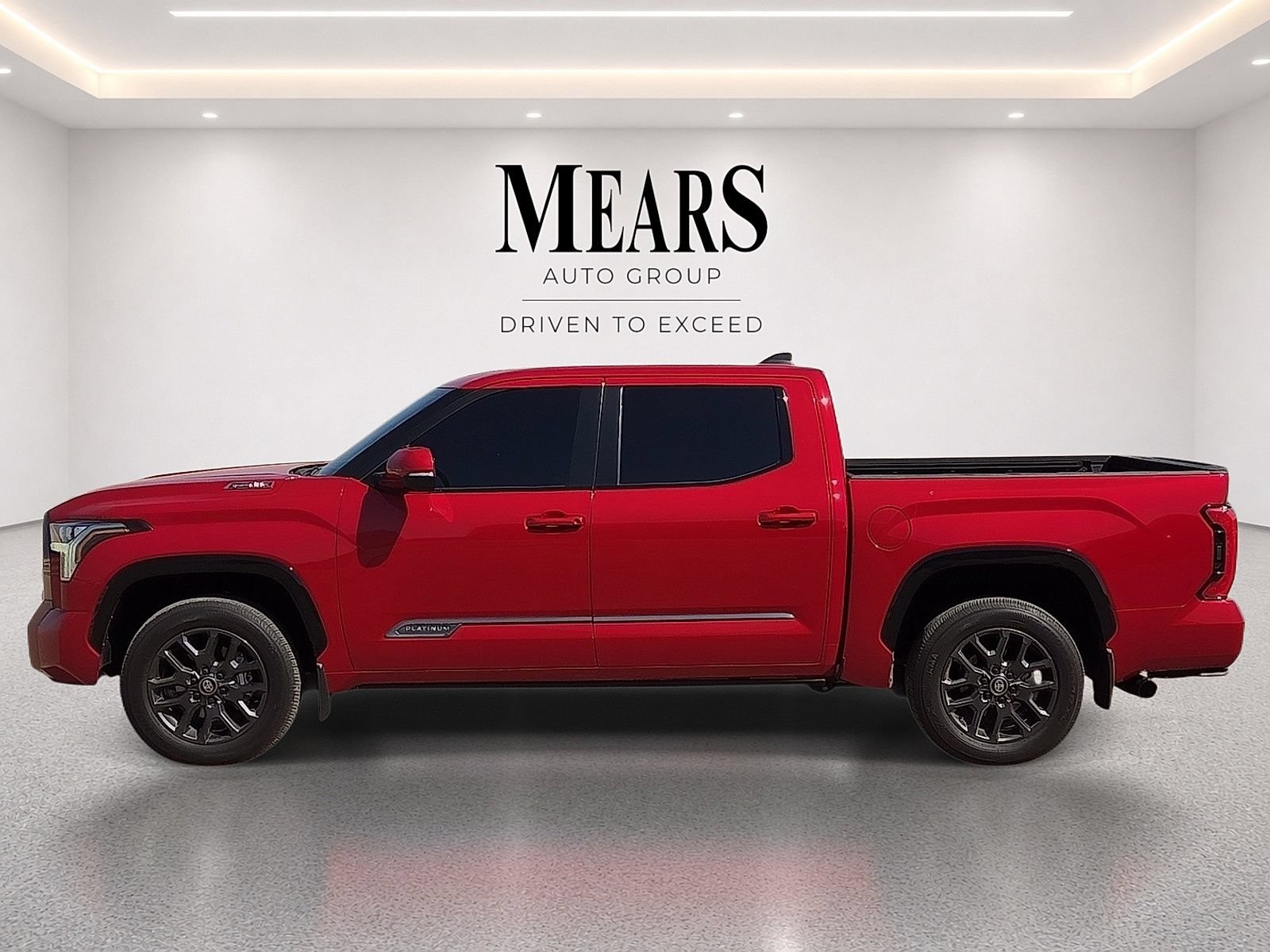 Used 2026 Toyota Tundra Platinum AWD/4WD image 2