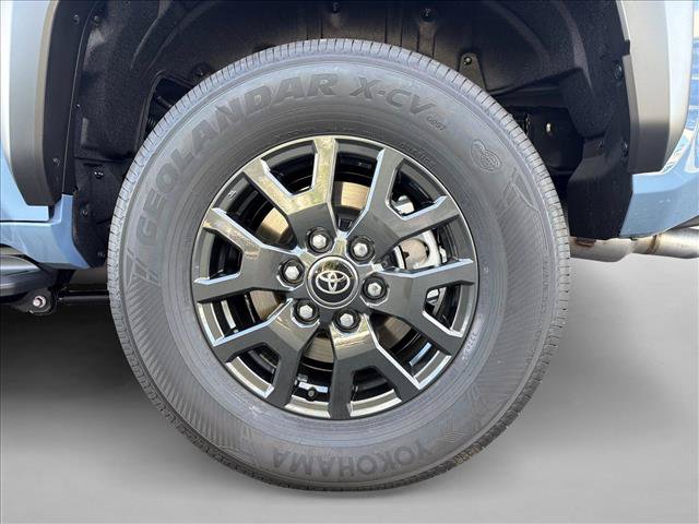 New 2026 Toyota 4Runner SR5 AWD/4WD image 9