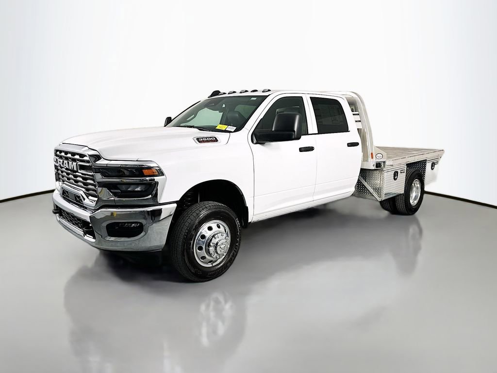 Used 2025 RAM 3500 Tradesman w/ Chrome Appearance Group AWD/4WD image 3