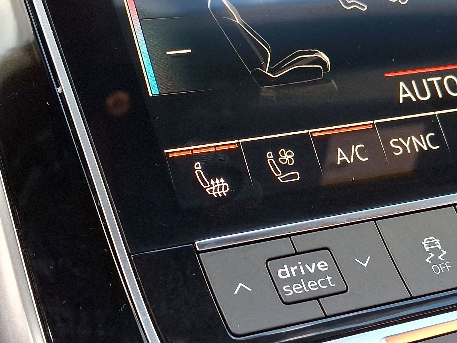 Used 2025 Audi Q7 3.0T Premium Plus image 24