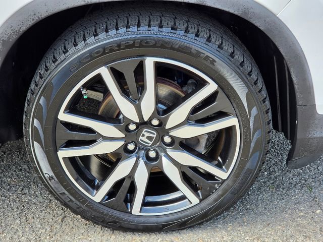 Used 2019 Honda Pilot Elite image 9